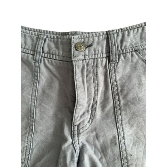 FREE PEOPLE Women’s Gray Wash Casual Shorts Size 4 - Picture 2 of 9
